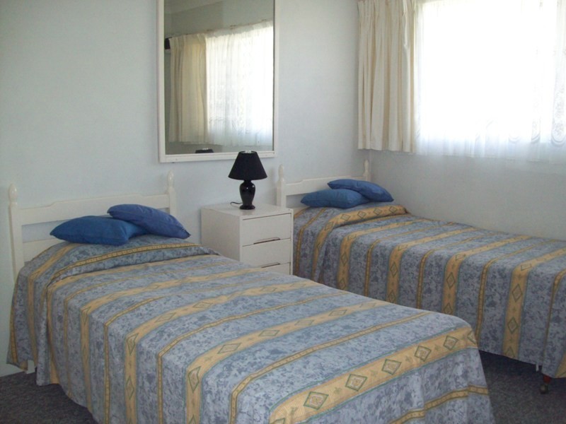 29 OLD BURLEIGH RD, Surfers Paradise QLD 4217