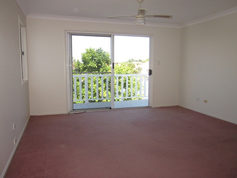 41 SALTWATER DR, Helensvale QLD 4212