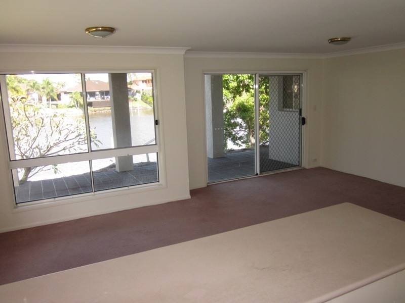 41 SALTWATER DR, Helensvale QLD 4212