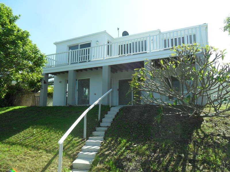 41 SALTWATER DR, Helensvale QLD 4212