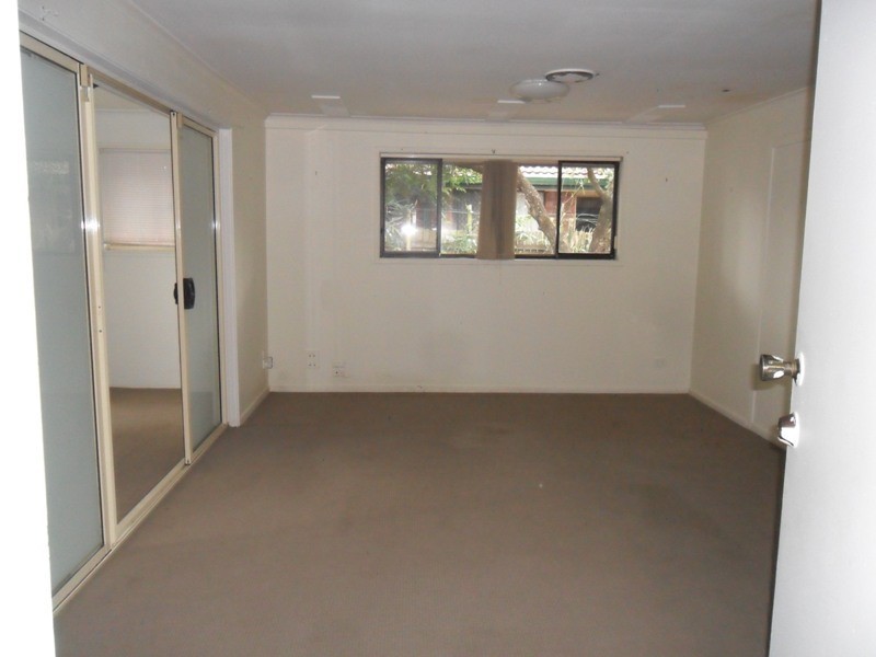 53 BUNDALL RD, Bundall QLD 4217