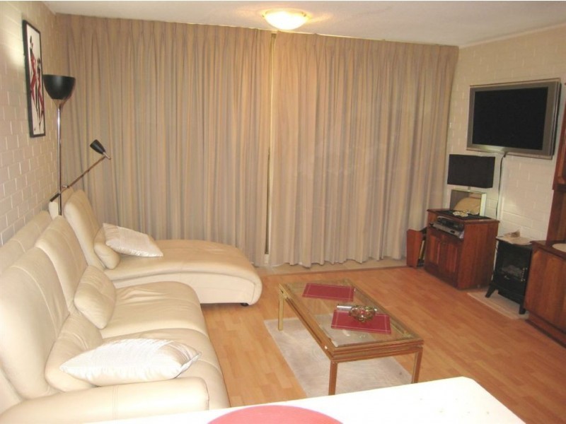 14/21 OLD BURLEIGH RD, Surfers Paradise QLD 4217