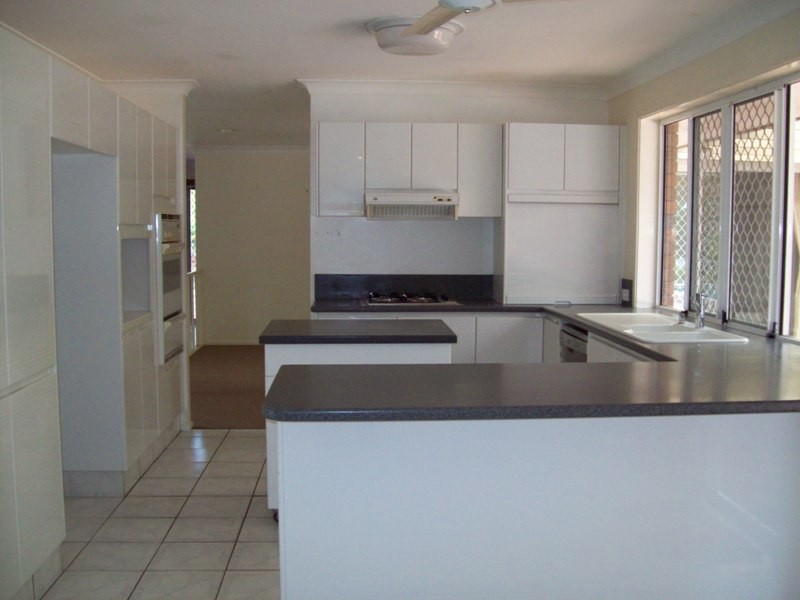 32 WALKER DR, Worongary QLD 4213