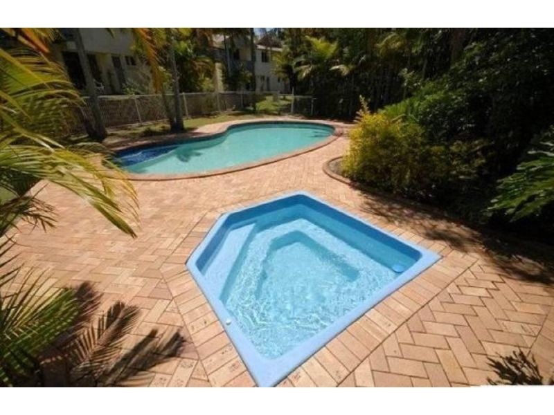 51 COTTESLOE DR, Robina QLD 4226