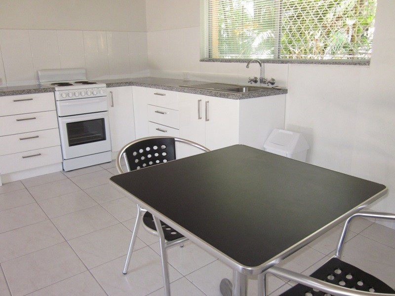 3/1947 GOLD COAST HWY, Burleigh Heads QLD 4220