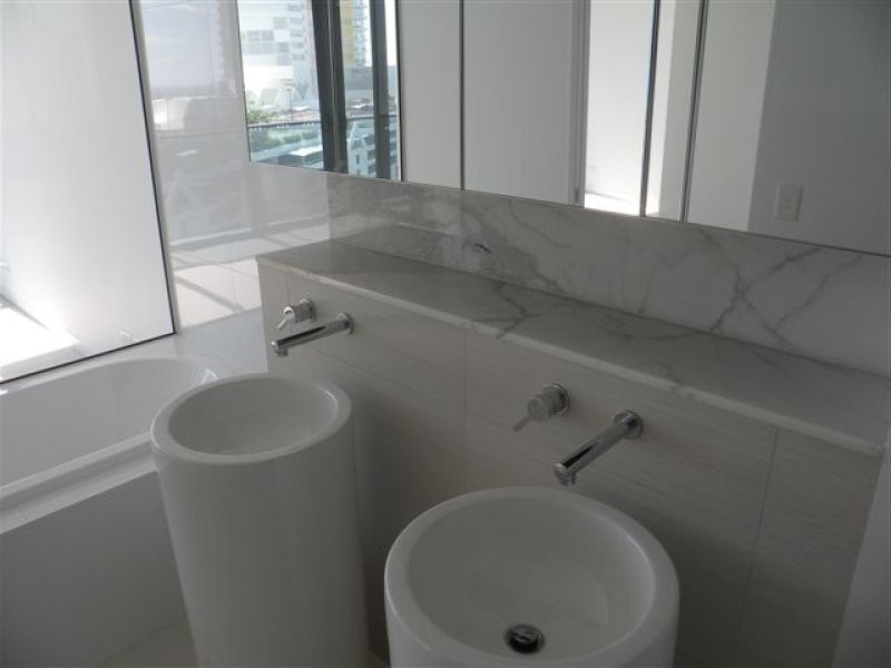 1 ORACLE BLVD, Broadbeach QLD 4218