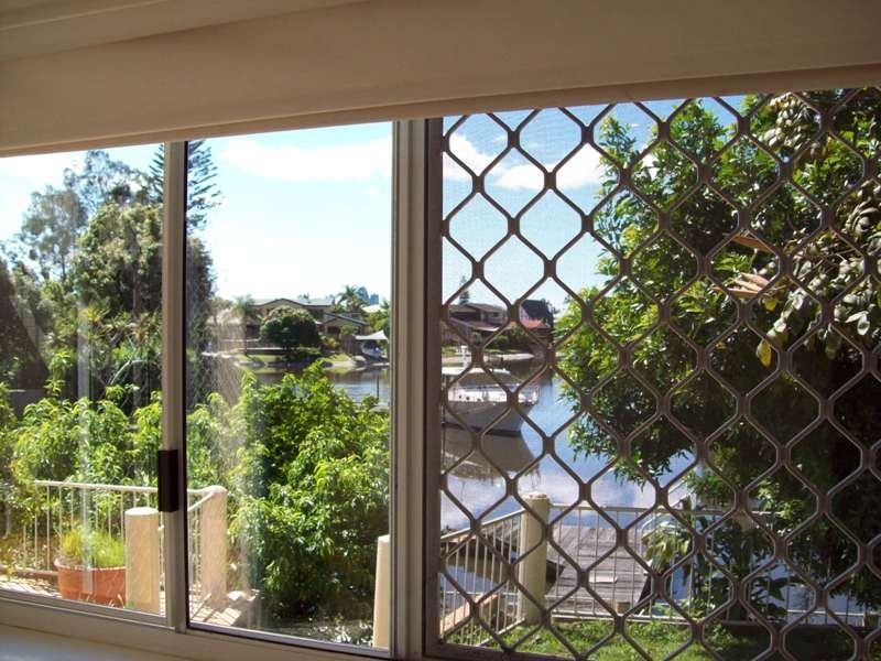 47 RIVER CRESCENT, Broadbeach Waters QLD 4218