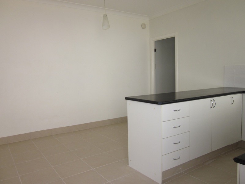 34 ARMRICK AVE, Broadbeach QLD 4218