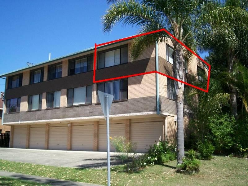 Broadbeach Waters QLD 4218