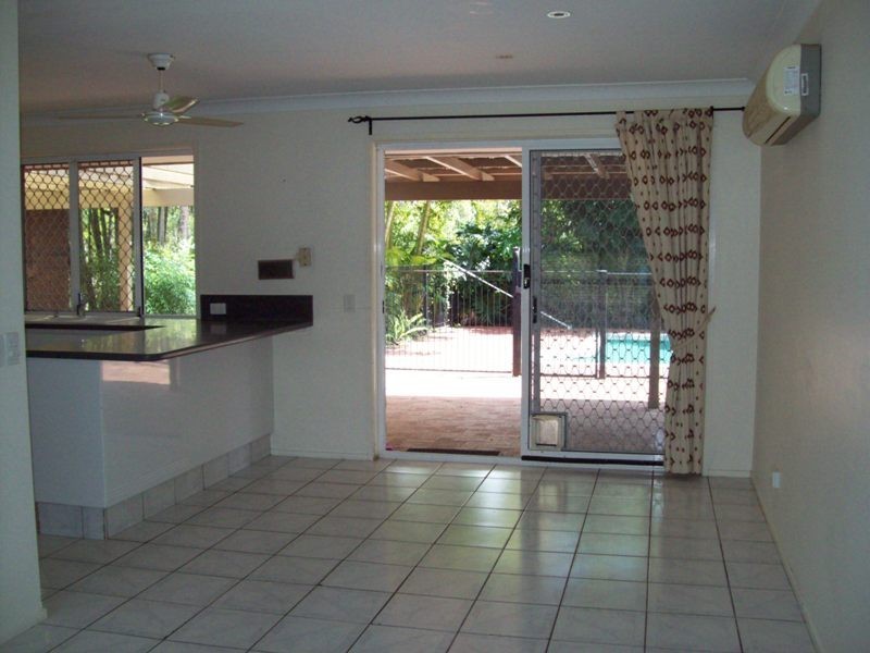 32 WALKER DR, Worongary QLD 4213