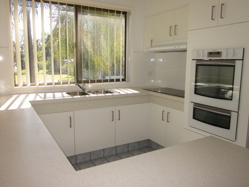 8/16 ST KILDA AVE, Broadbeach QLD 4218