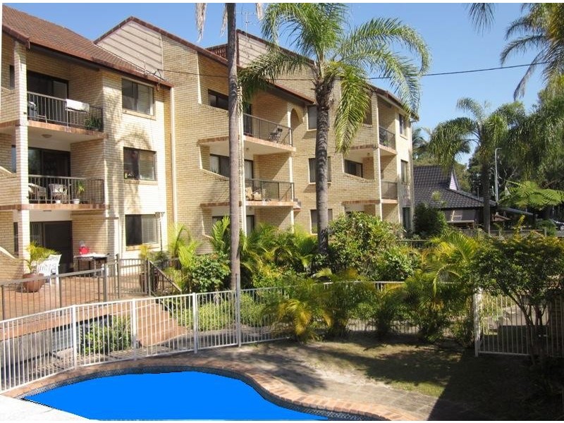 8/16 ST KILDA AVE, Broadbeach QLD 4218