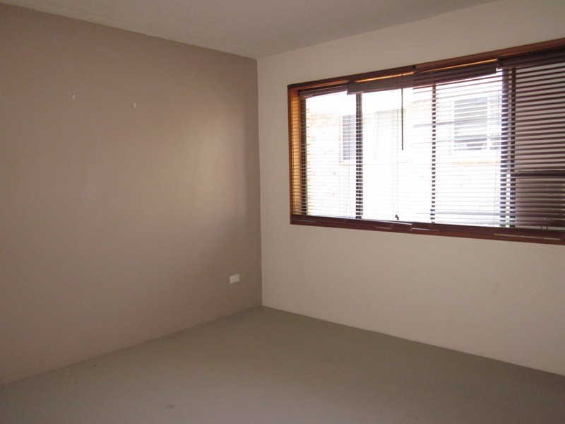 7/33 MONACO ST, Surfers Paradise QLD 4217