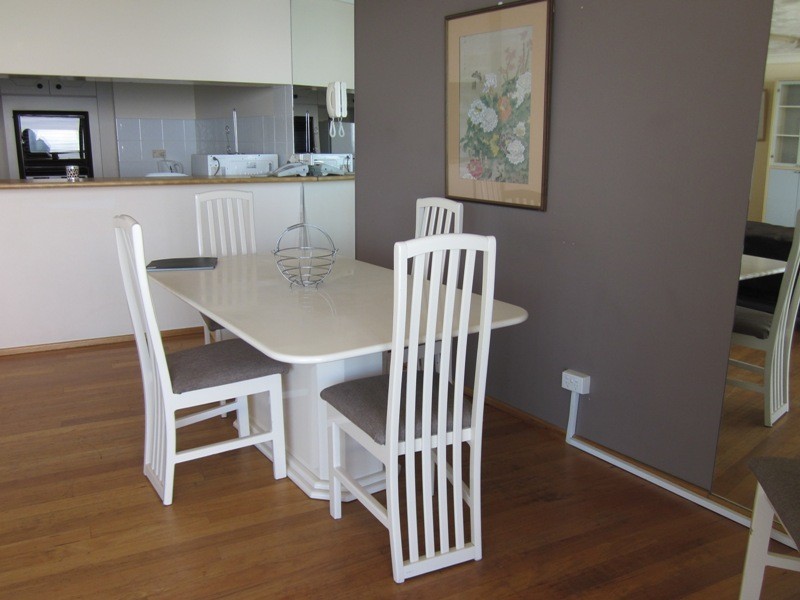 72 THE ESPLANADE, Surfers Paradise QLD 4217