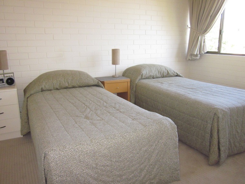 14/21 OLD BURLEIGH RD, Surfers Paradise QLD 4217