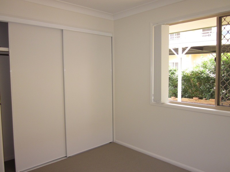 54 IMPERIAL PARADE, Southport QLD 4215