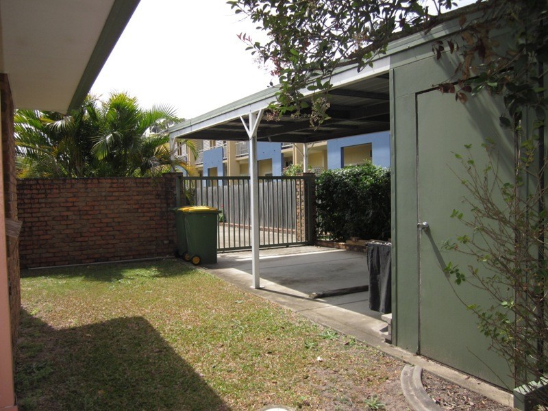 54 IMPERIAL PARADE, Southport QLD 4215