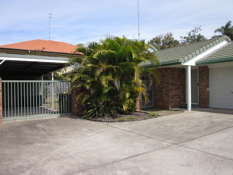 54 IMPERIAL PARADE, Southport QLD 4215