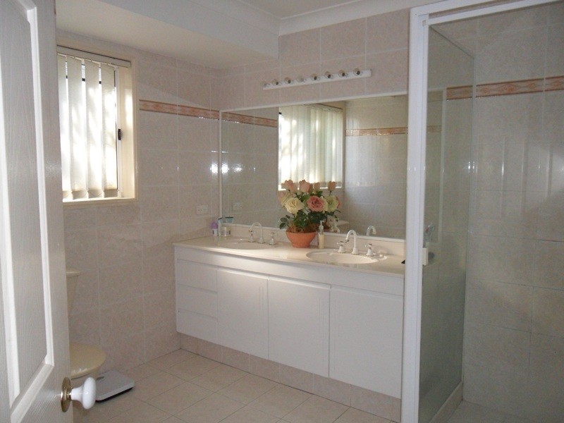 3 MORDIALLOC PLACE, Robina QLD 4226