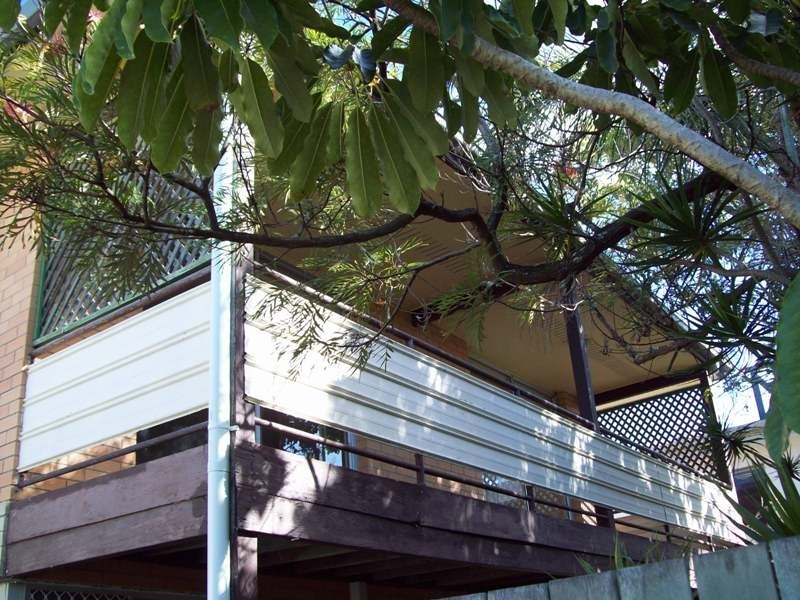 28 LAVARACK RD, Mermaid Beach QLD 4218