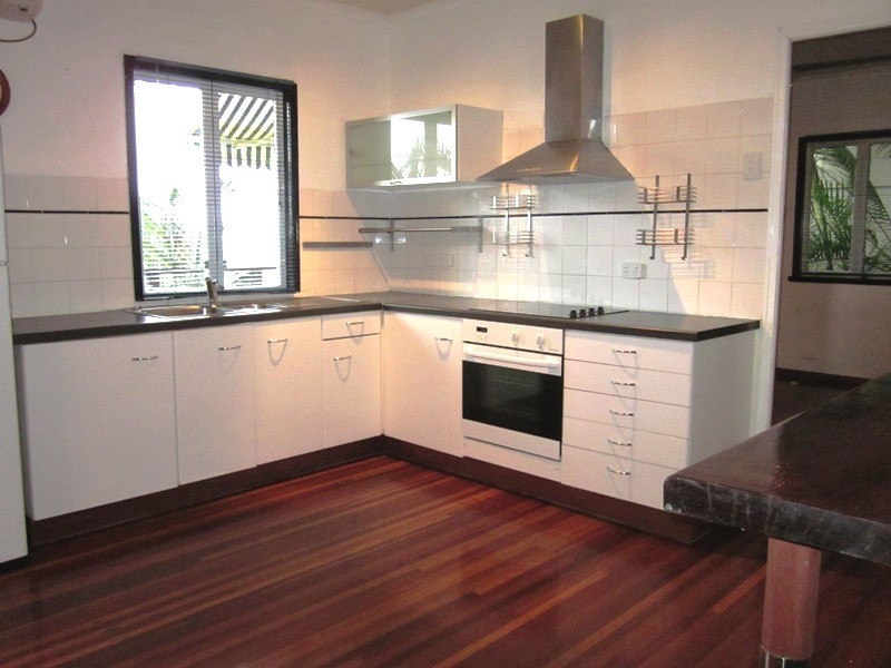 1/2059 GOLD COAST HWY, Miami QLD 4220