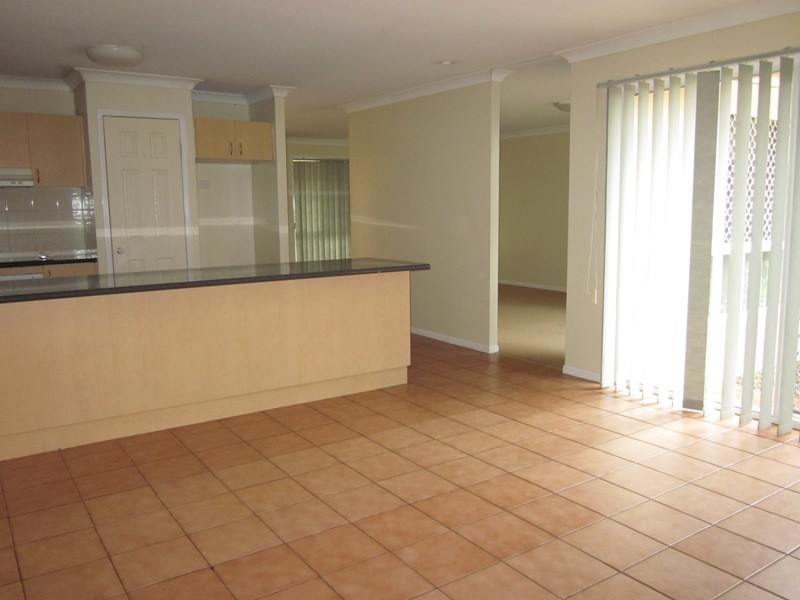 26 WILTSHIRE DR, Mudgeeraba QLD 4213