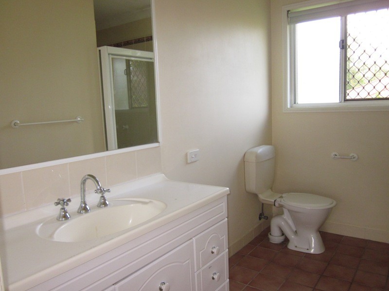 26 WILTSHIRE DR, Mudgeeraba QLD 4213