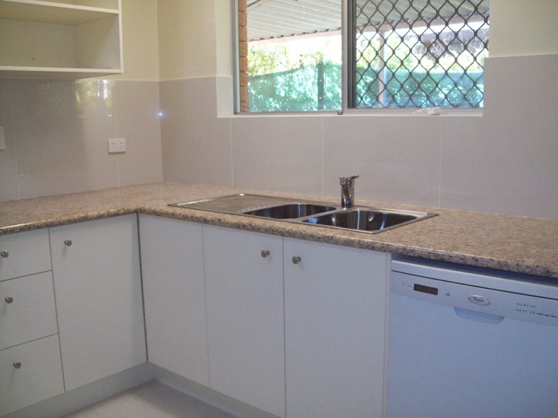 2284 GOLD COAST HWY, Mermaid Beach QLD 4218