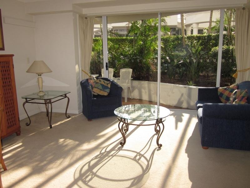 24 QUEENSLAND AVE, Broadbeach QLD 4218
