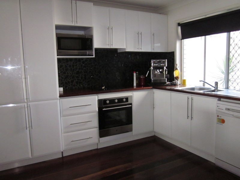 2/12 AQUILA CRT, Mermaid Waters QLD 4218