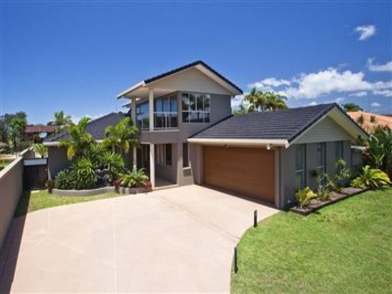 76 HOOKER BLVD, Mermaid Waters QLD 4218