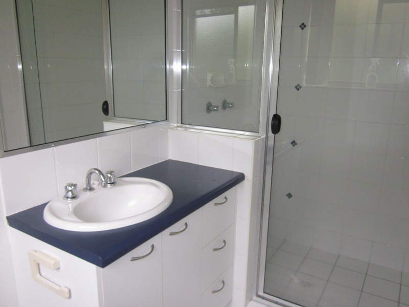 Pacific Pines QLD 4211