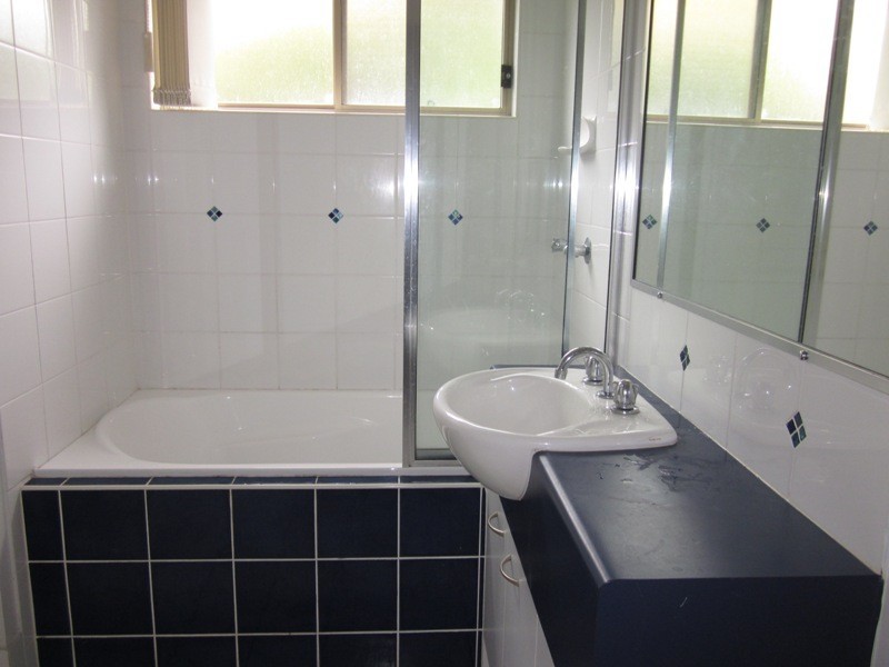 Pacific Pines QLD 4211