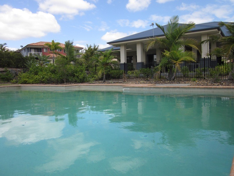 Pacific Pines QLD 4211