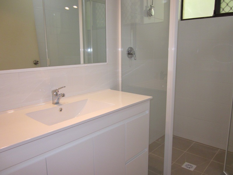 1/73 DOLPHIN AVE, Mermaid Beach QLD 4218