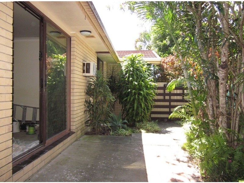 1/73 DOLPHIN AVE, Mermaid Beach QLD 4218