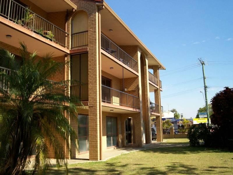 6/14 TE PETERS DR, Broadbeach Waters QLD 4218