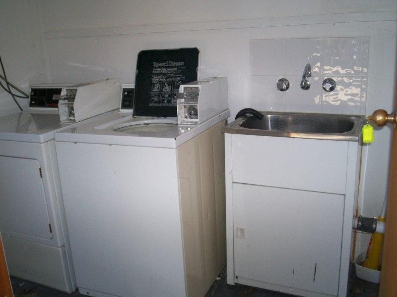 34 Armrick Ave, Broadbeach QLD 4218