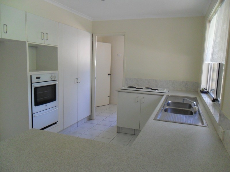28 WAITOMO ST, Broadbeach Waters QLD 4218