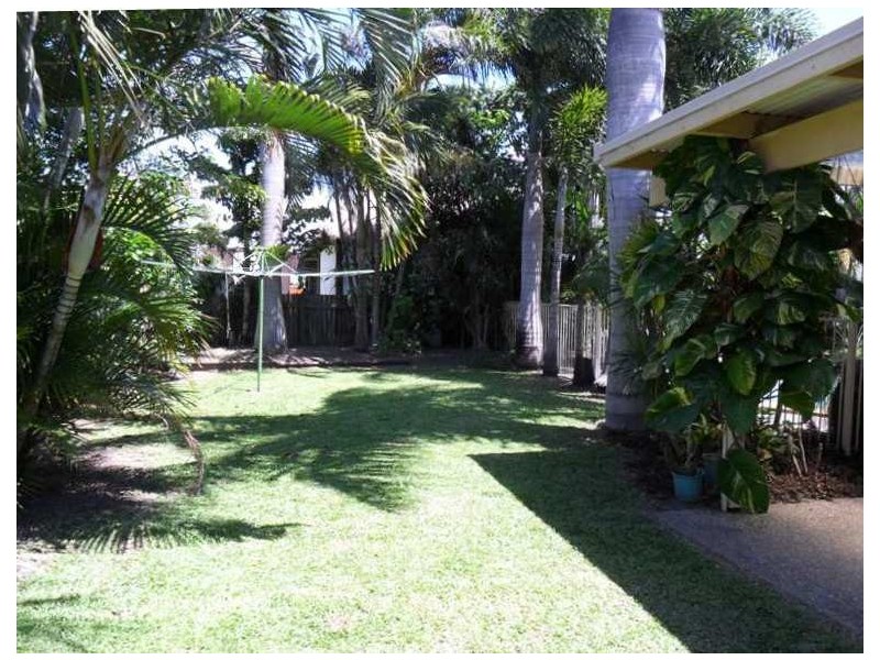 28 WAITOMO ST, Broadbeach Waters QLD 4218
