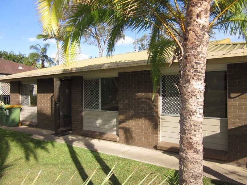 122 BENOWA RD, Southport QLD 4215