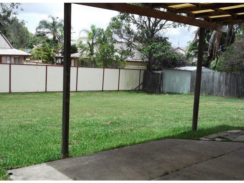 122 BENOWA RD, Southport QLD 4215