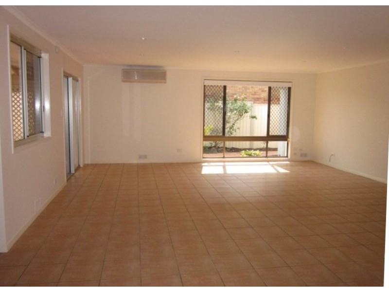 Broadbeach Waters QLD 4218