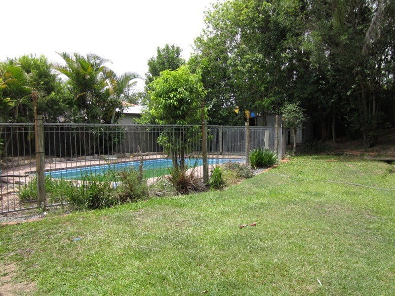 9 WILGA CRT, Ashmore QLD 4214