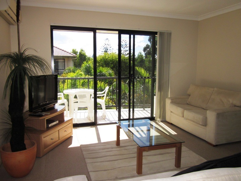 14/16 Markeri Street, Mermaid Beach QLD 4218