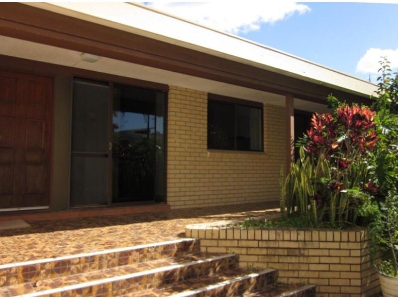 Paradise Waters QLD 4217