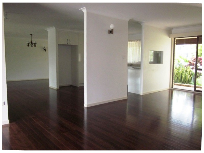 Paradise Waters QLD 4217