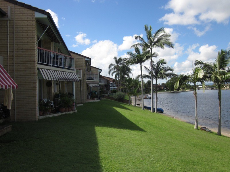 12/29 DUET DRIVE, Mermaid Waters QLD 4218