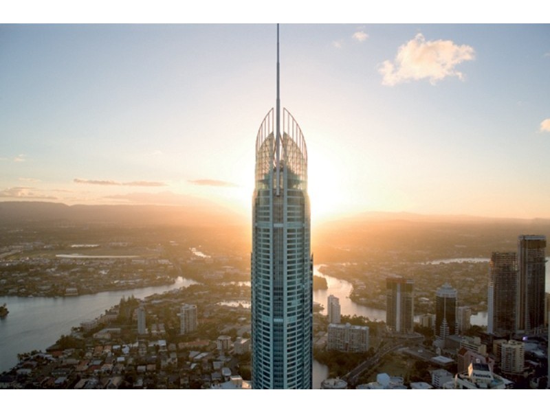 9 HAMILTION AVENUE, Surfers Paradise QLD 4217