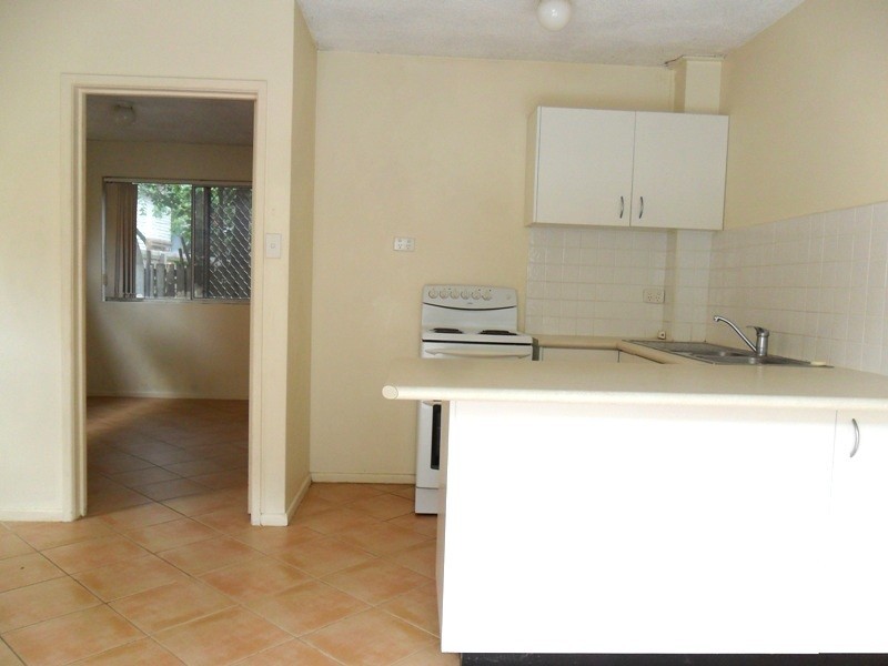 3/11 LEONARD AVE, Surfers Paradise QLD 4217